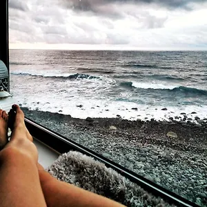 https://circo-wave-un-sueno-en-el-mar.in-canary-islands.com